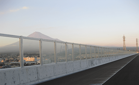 第二東名高速道路 富士中遮音壁工事
